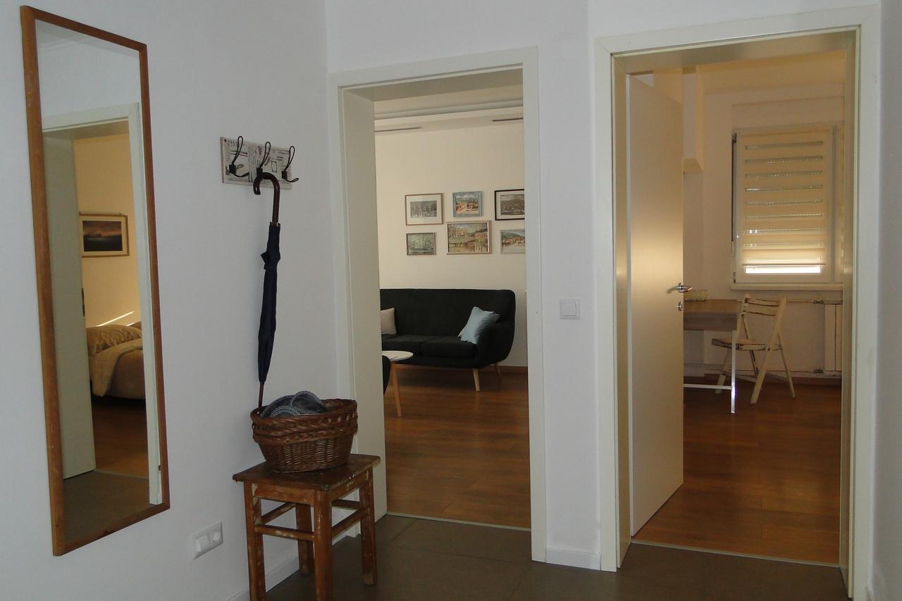Apartment Galerija Tuzla Buitenkant foto