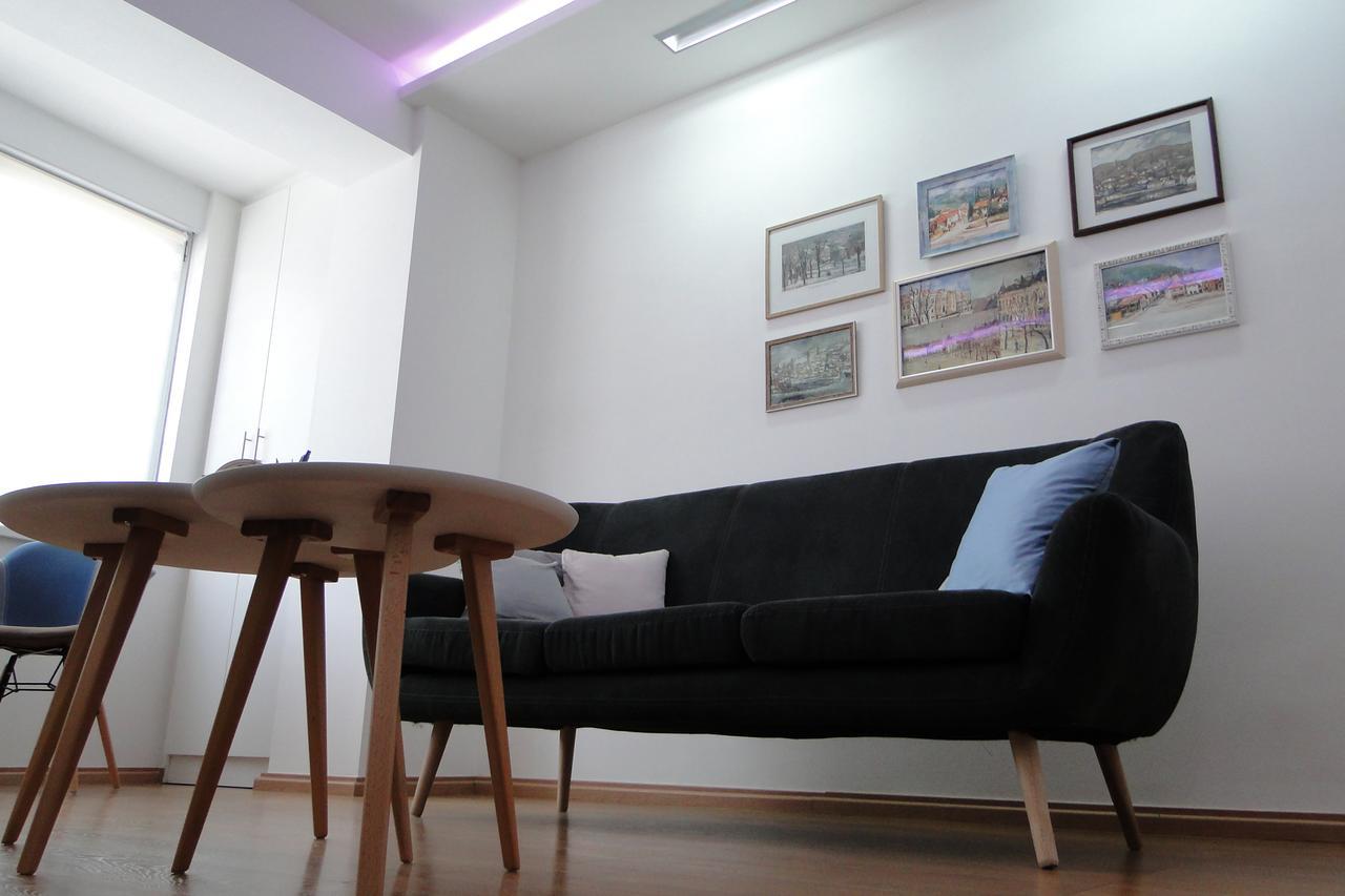 Apartment Galerija Tuzla Buitenkant foto