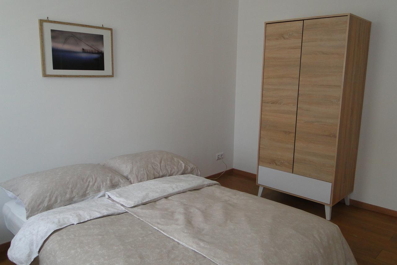 Apartment Galerija Tuzla Buitenkant foto