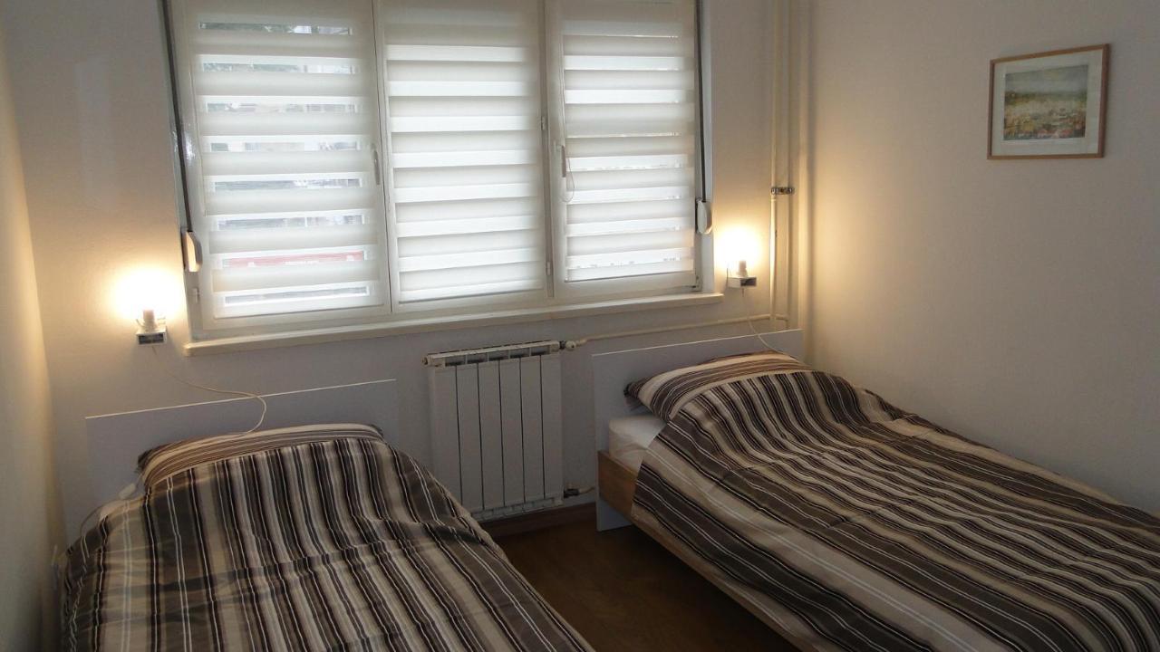 Apartment Galerija Tuzla Buitenkant foto